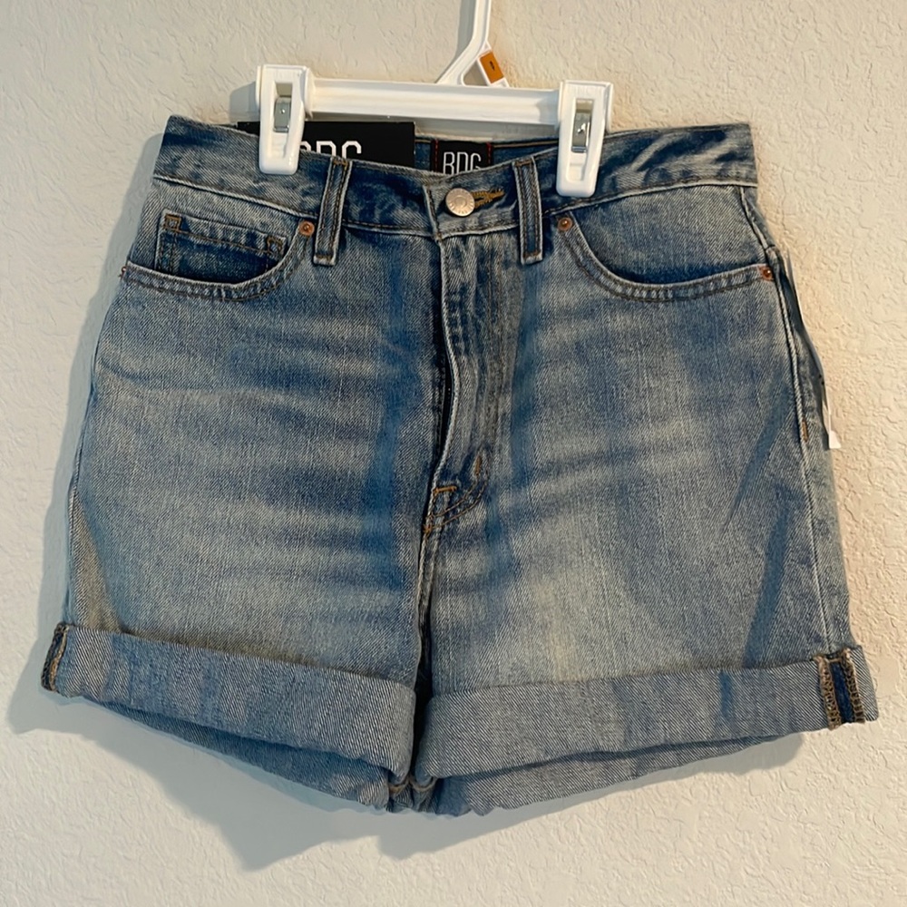 BDG mom high rise shorts